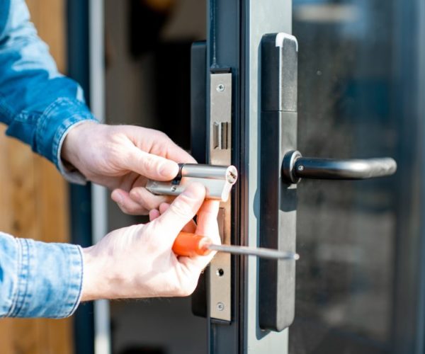 Commercial Locksmith Services